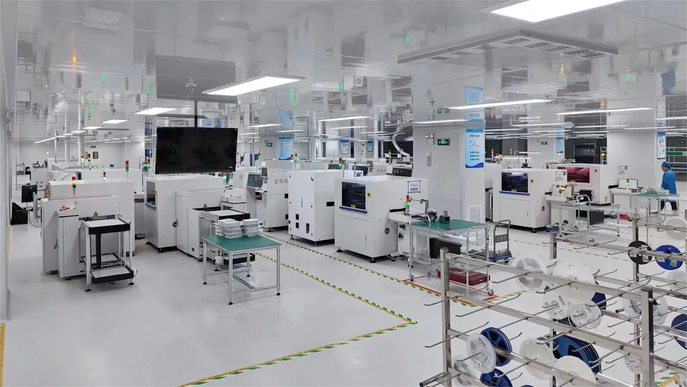 高速 SMT 贴片产线